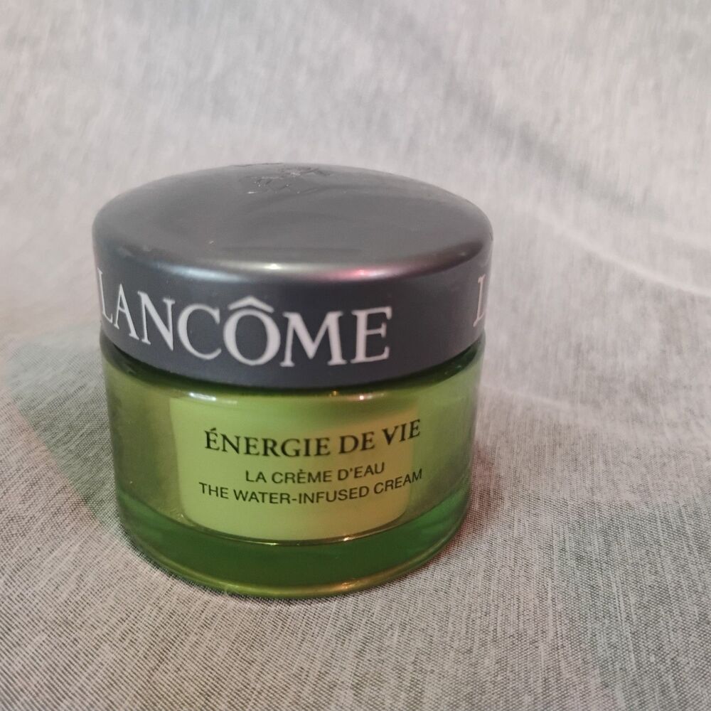 Lancome Energie De Vie The Water Infused Cream Smoothing Plumping Moisturizer .5